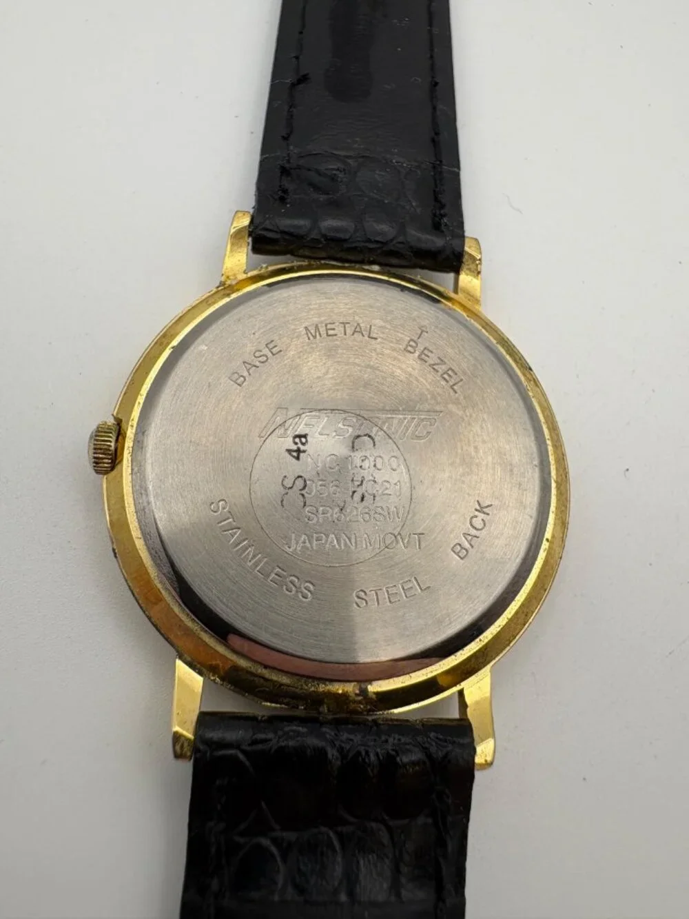 Vintage Nelsonic University of Washington Huskies Watch Gold Tone Quartz SR626SW
